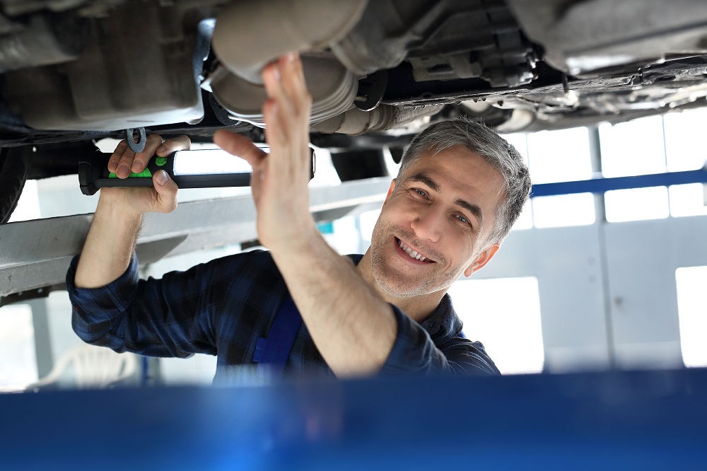 Pomysł na biznes dla mechanika – Mobilny serwis aut ciężarowych   